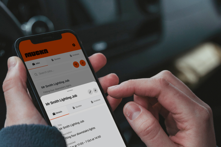 Mucka invoicing software sending a tradesman invoice directly from a voice note